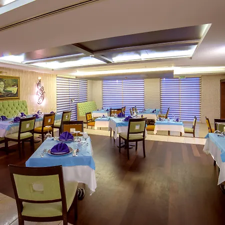 Porto & Hotell 5*