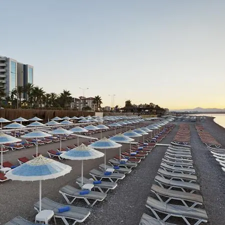 Hotell Porto & 5*